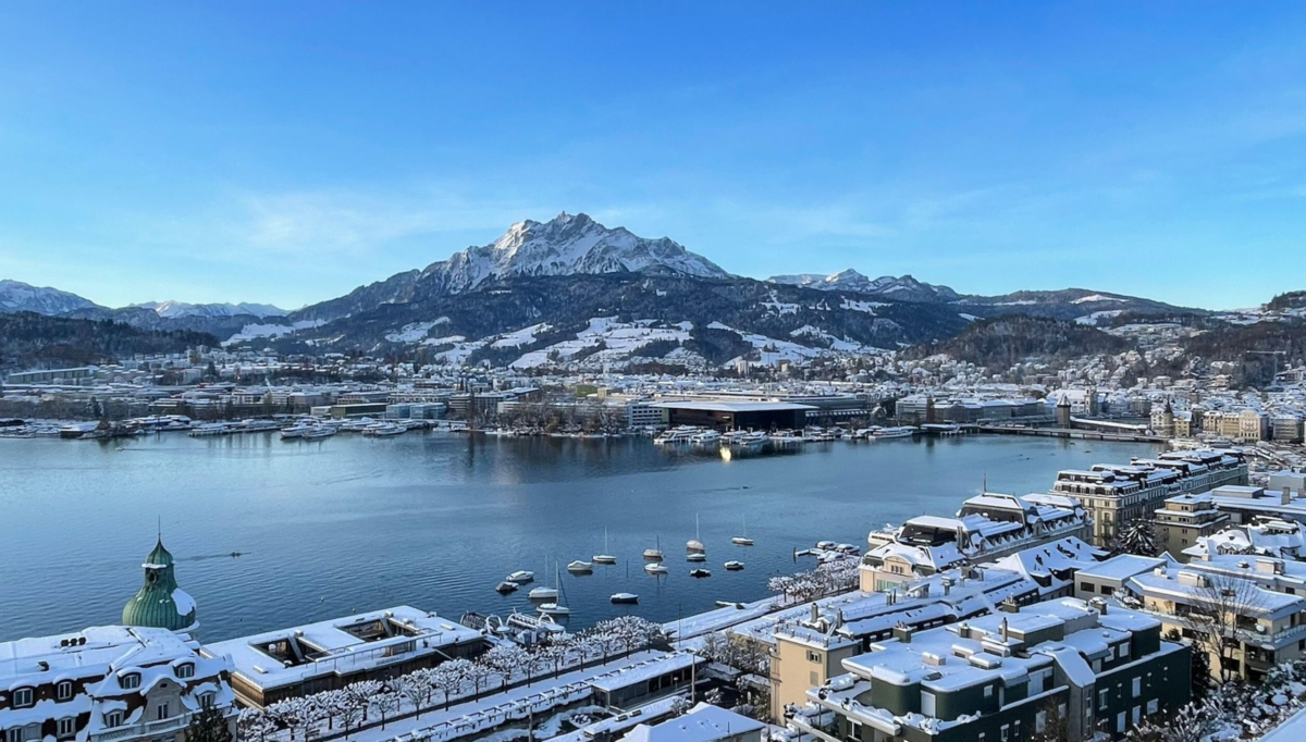 Winteraussicht hotel montana luzern